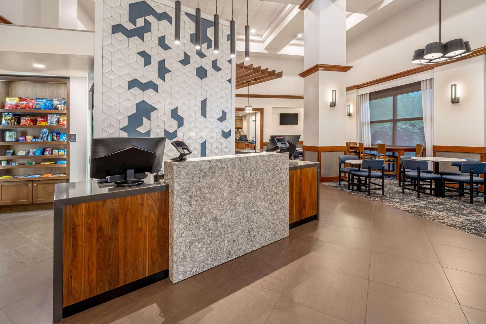 Hyatt Place Mystic Eksteriør billede