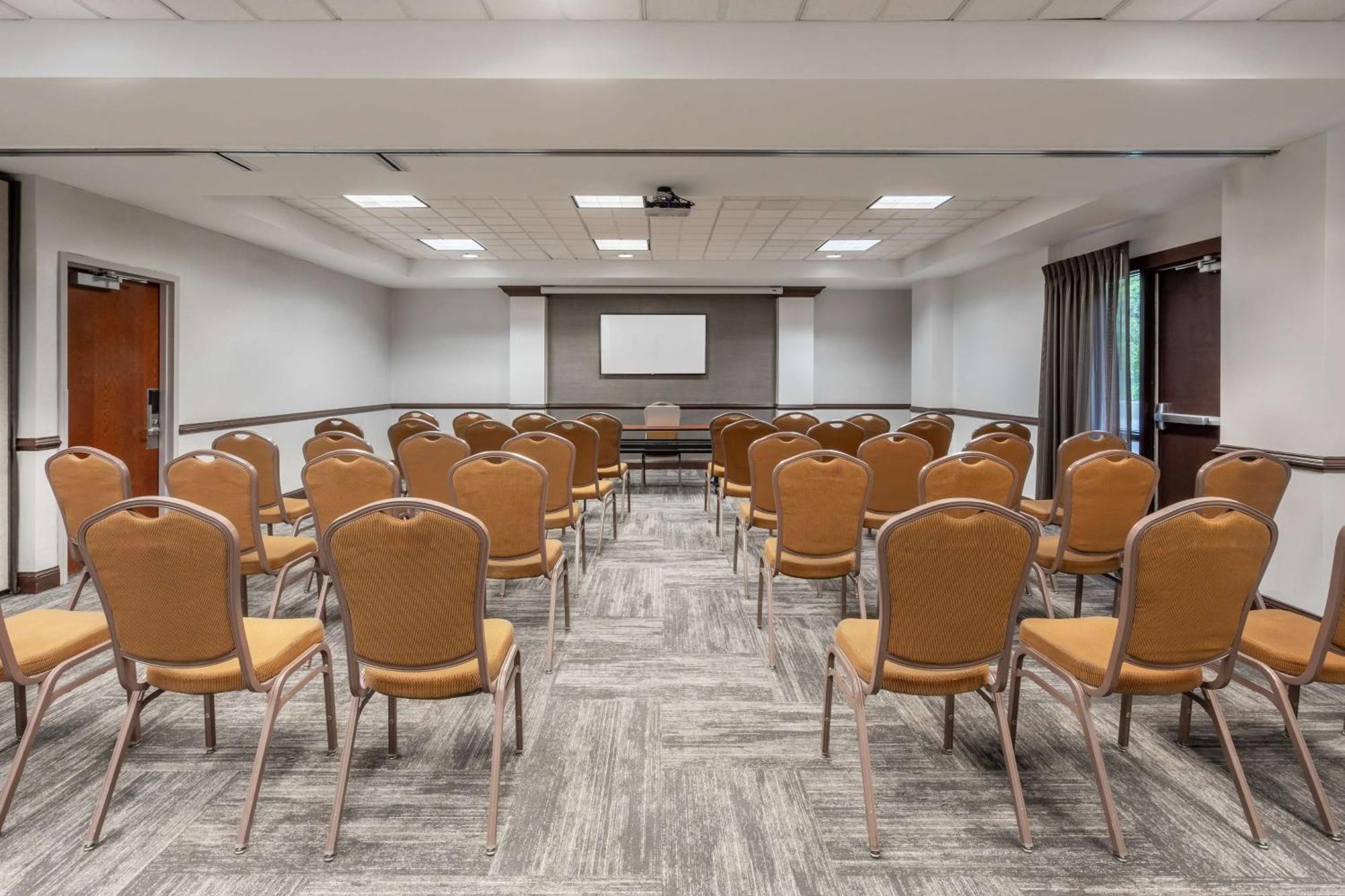 Hyatt Place Mystic Eksteriør billede